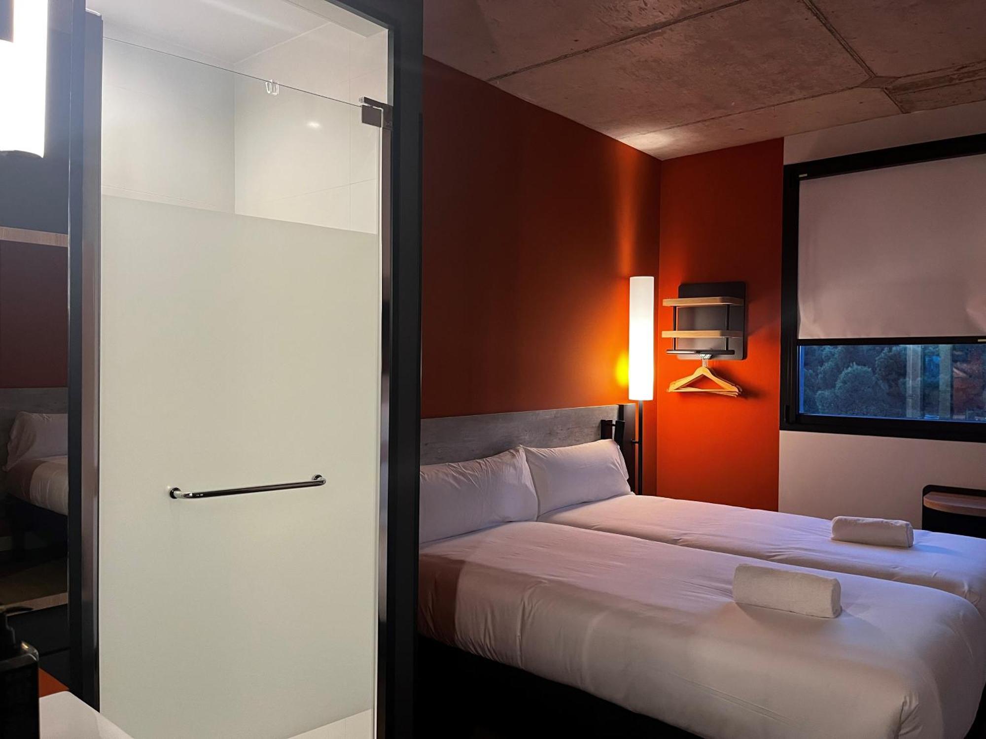 Ibis Budget Madrid Aeropuerto Eksteriør bilde