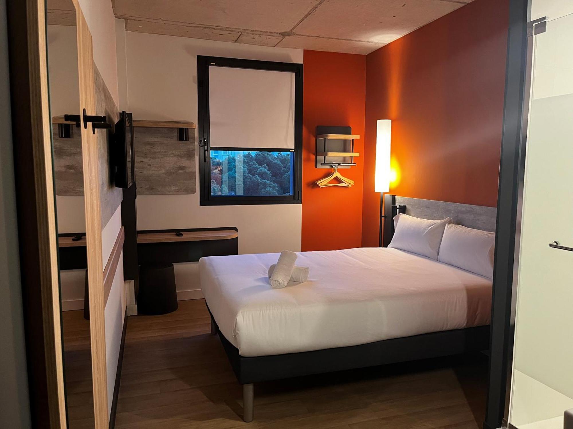 Ibis Budget Madrid Aeropuerto Eksteriør bilde