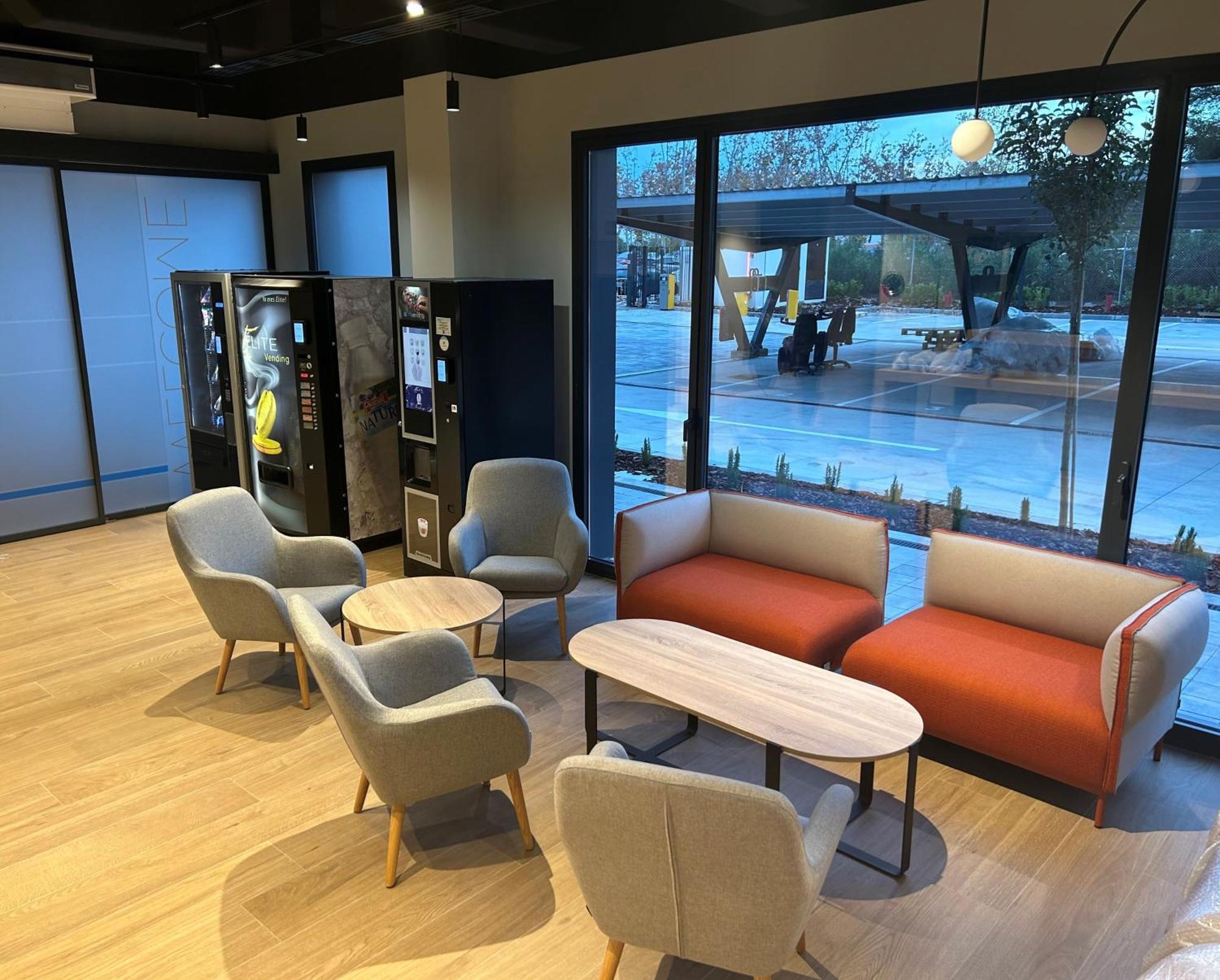 Ibis Budget Madrid Aeropuerto Eksteriør bilde