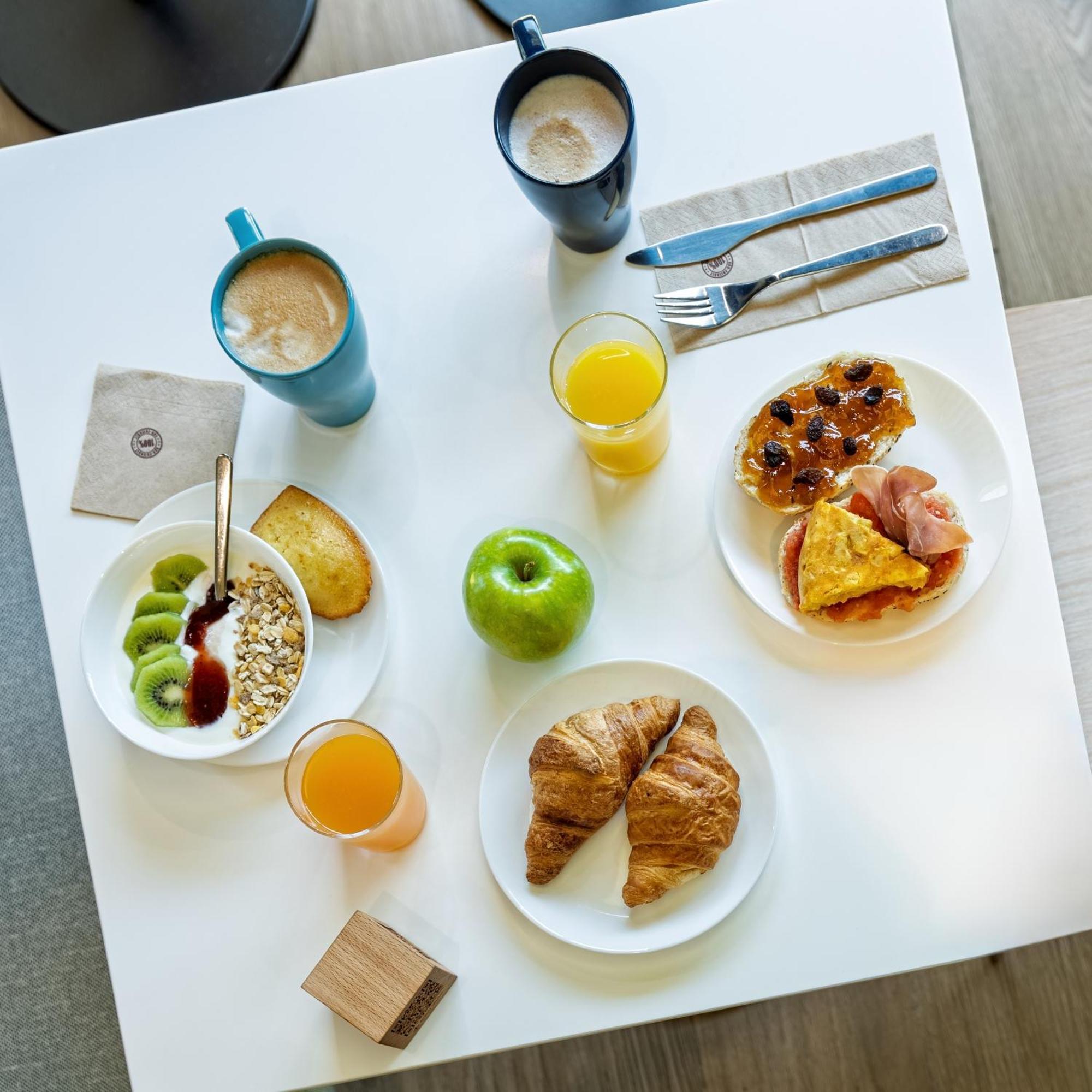 Ibis Budget Madrid Aeropuerto Eksteriør bilde